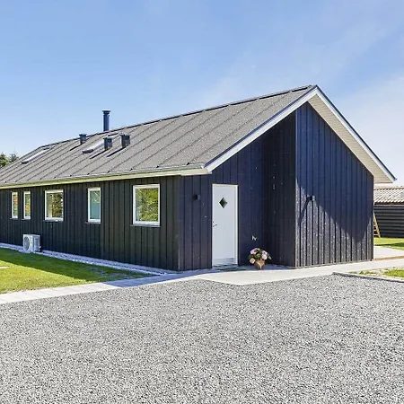 30520-odder-dyngby-havvej-2 Feriehus Odder