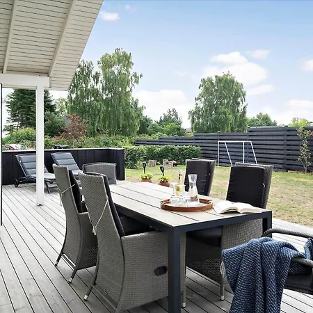30520-odder-dyngby-havvej-2 Feriehus Odder