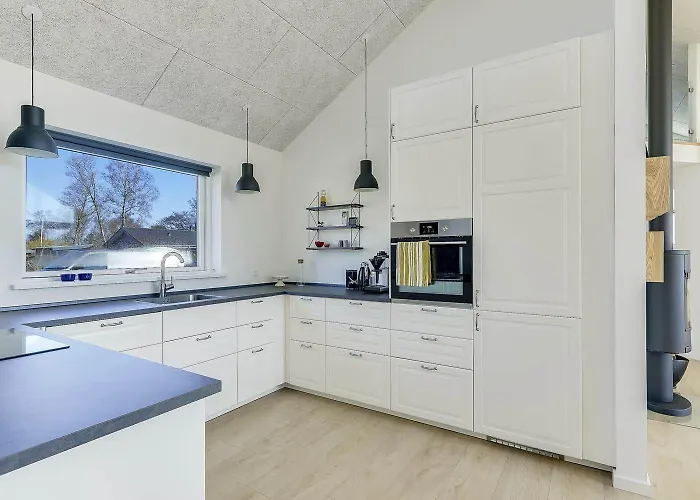 30520-odder-dyngby-havvej-2 Feriehus Odder